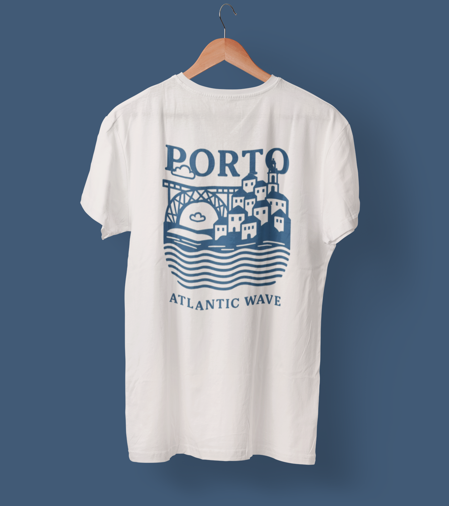 Organic shirt designed as a gift from Porto.

