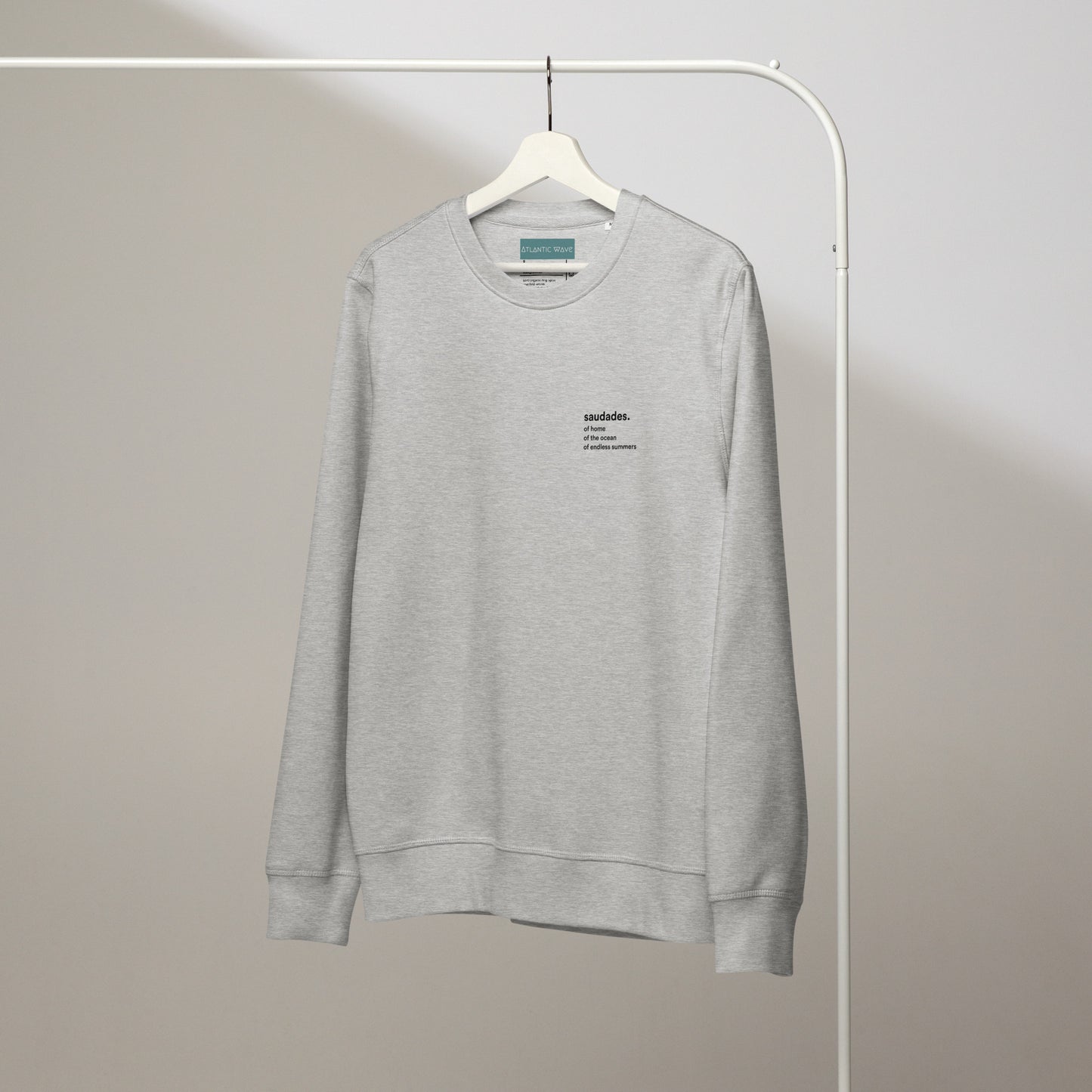 Organic cotton sweater with Portuguese saudades design